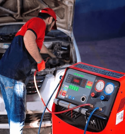 Car AC repair and refrigerant gas filling service
